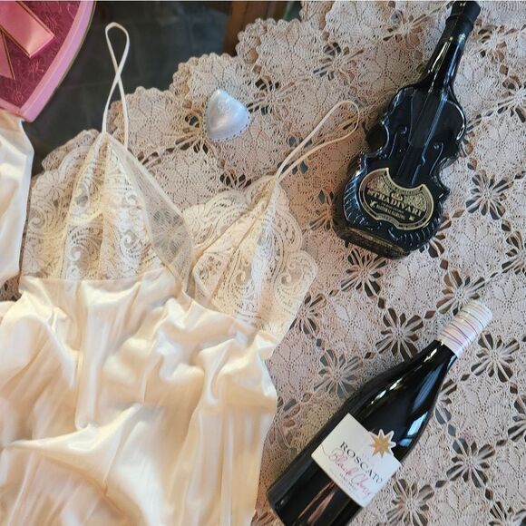 Vintage Cream Lace Satin Slip Dress Lingerie Sexy Spaghetti Strap Maxi 50s Vday - Picture 10 of 10